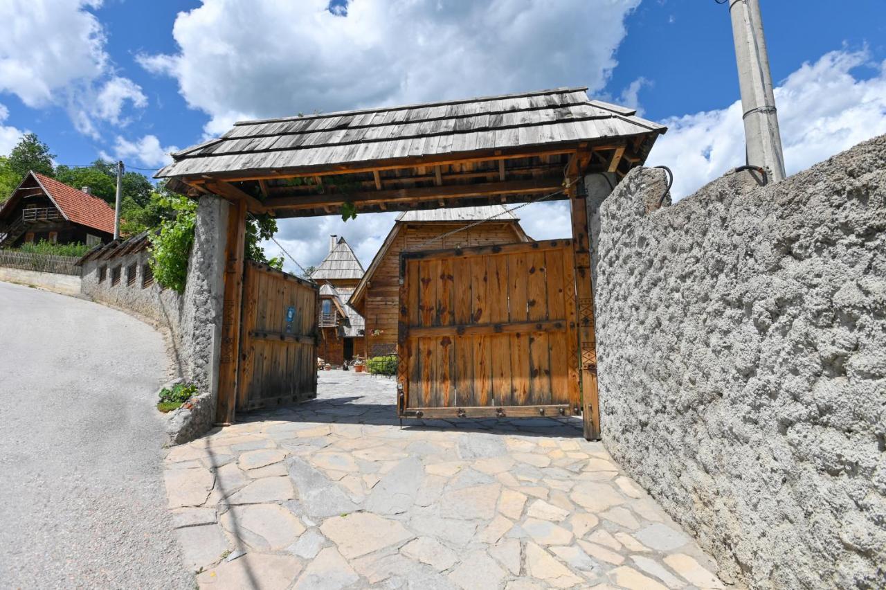 Neva Sobe Sa Pogledom Na Planine Apartman Mokra Gora Kültér fotó