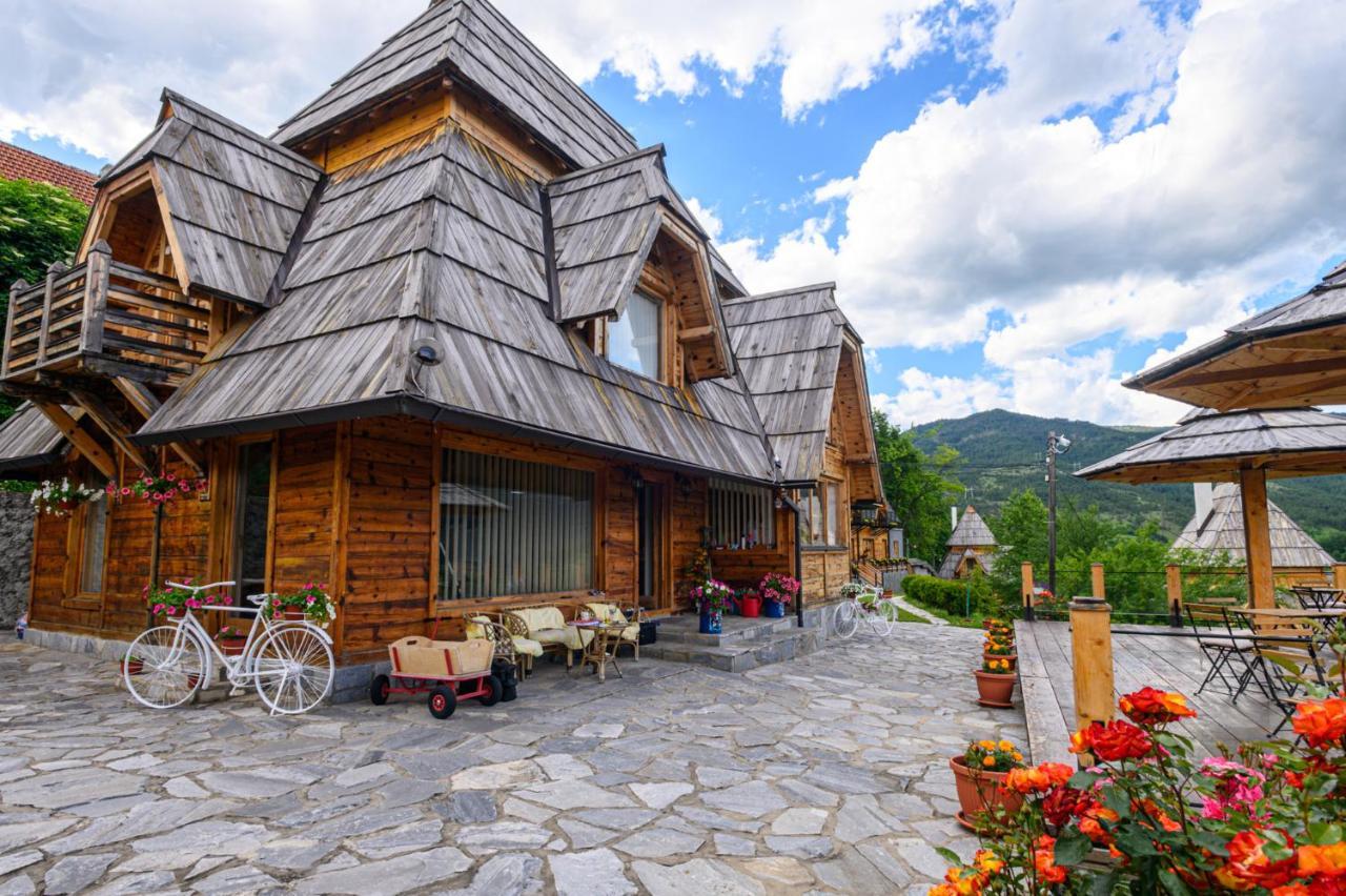Neva Sobe Sa Pogledom Na Planine Apartman Mokra Gora Kültér fotó