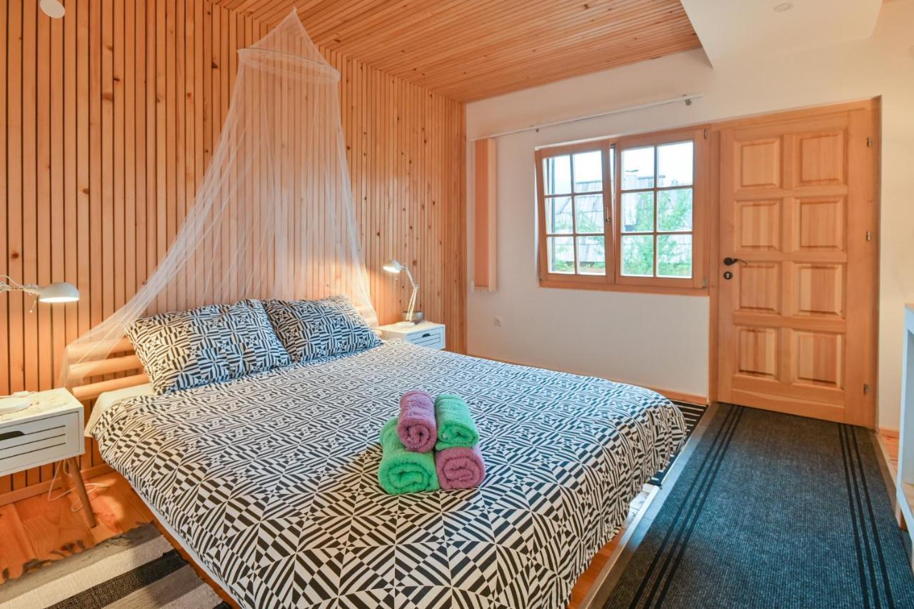 Neva Sobe Sa Pogledom Na Planine Apartman Mokra Gora Kültér fotó